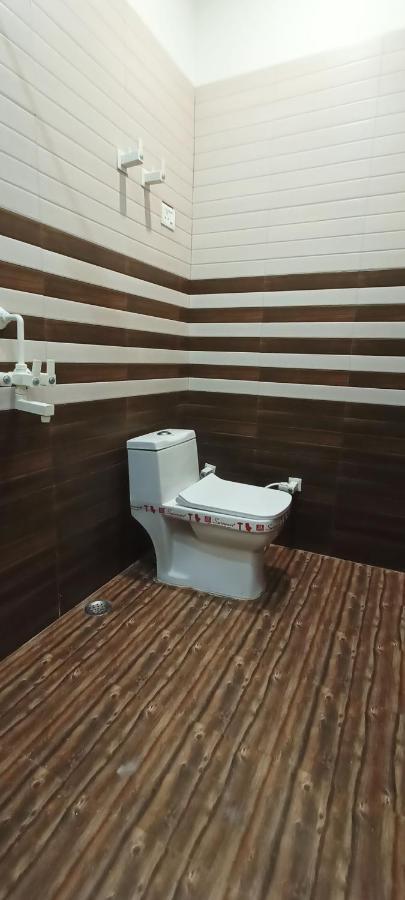 Hotel Keshavam Inn Mathura Εξωτερικό φωτογραφία